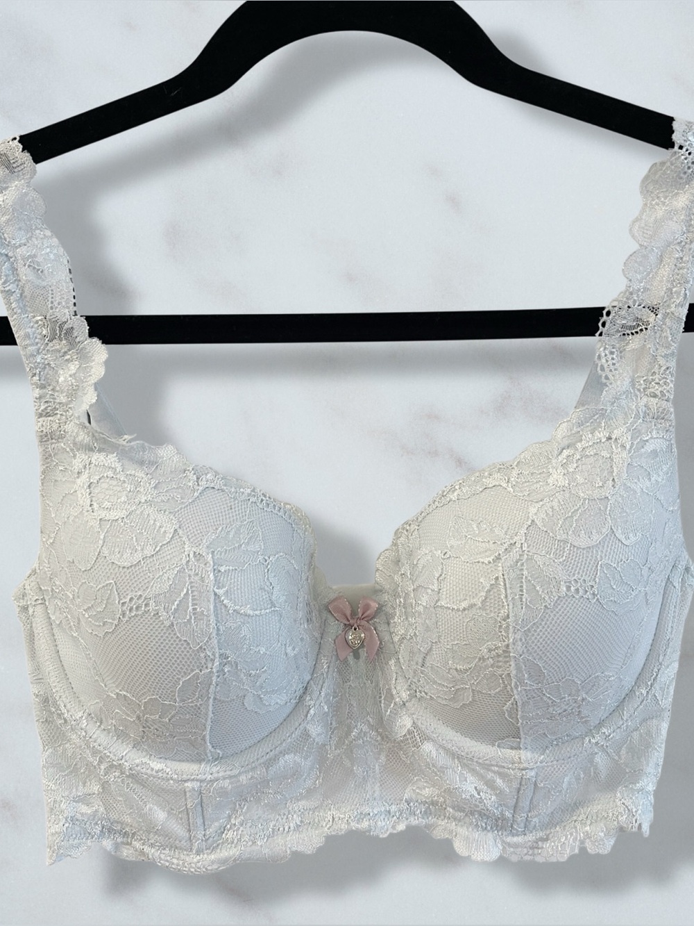 EUC Victoria's Secret Body by Victoria Ice Blue Demi Underwire Lace Bra 34D